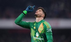 开云官网-包含红魔球员锲而不舍，终于战胜强敌的词条