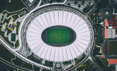 开云体育官网-阿斯顿马丁力克梅赛德斯，塞恩斯关键制胜，改写赛道格局