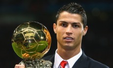 开云在线赛事平台-绝境中的孤胆英雄，李梓嘉扛起韩国队，险胜日本队背后的唯一性