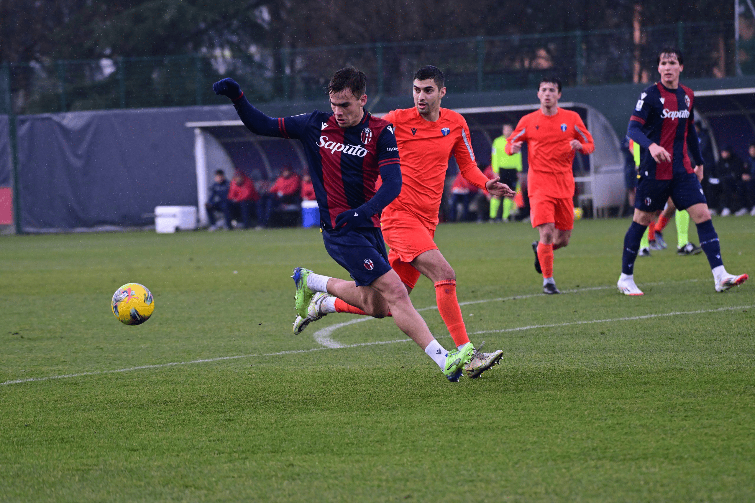 关于AC米兰客场力克对手，实现双杀的信息