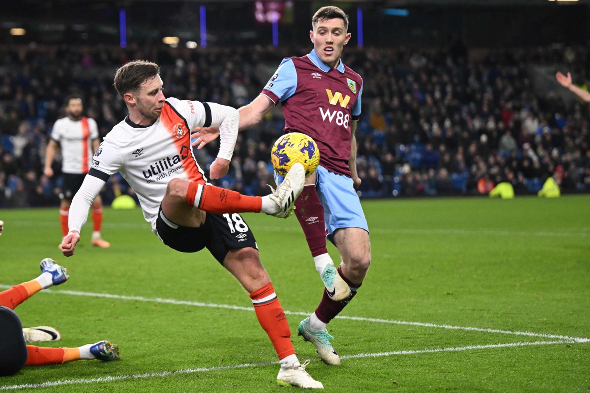 包含托特纳姆热刺主场大胜科斯推射得手的词条 包含托特纳姆热刺主场大胜科斯推射得手的词条