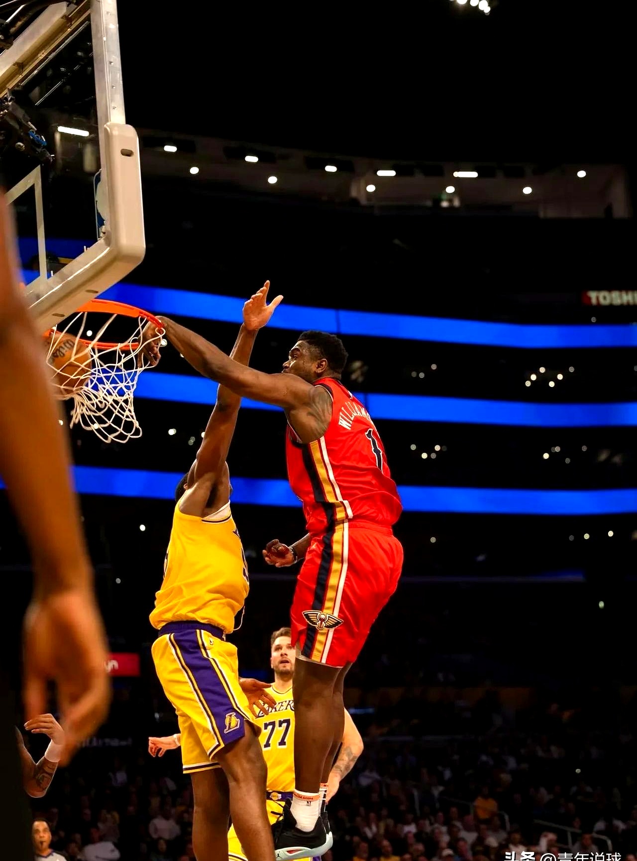 湖人碾压篮网,米切尔关键制胜的简单介绍 湖人碾压篮网,米切尔关键制胜的简单介绍