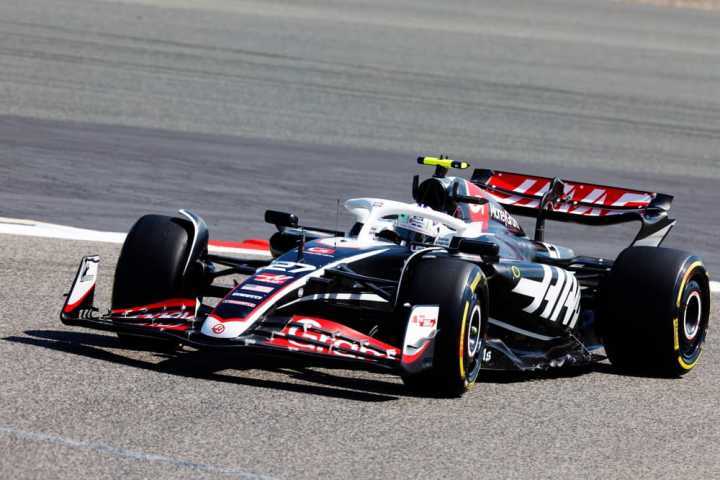 梅赛德斯轻取红牛二队,汉密尔顿带队取胜的简单介绍 梅赛德斯轻取红牛二队,汉密尔顿带队取胜的简单介绍