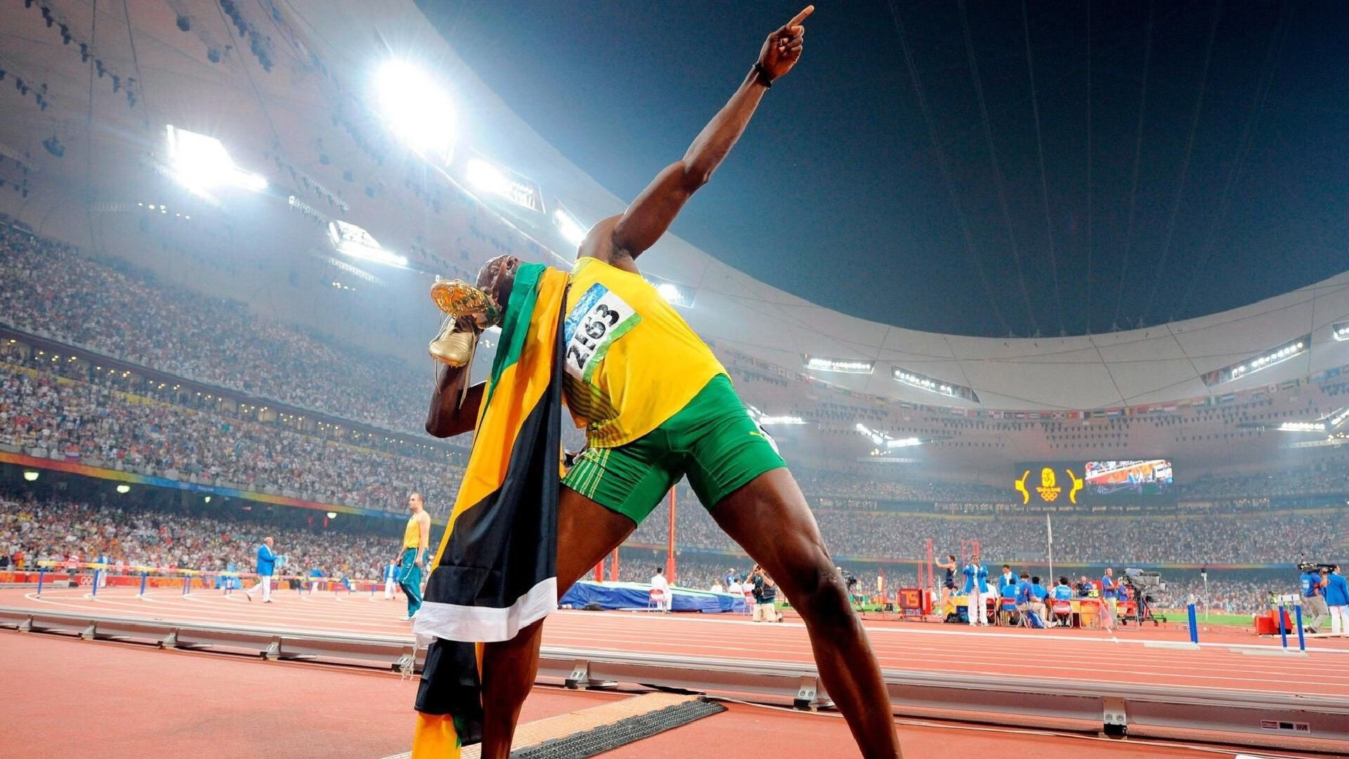 当东方黎明遇见西方黄昏,体育世界里的时空交错