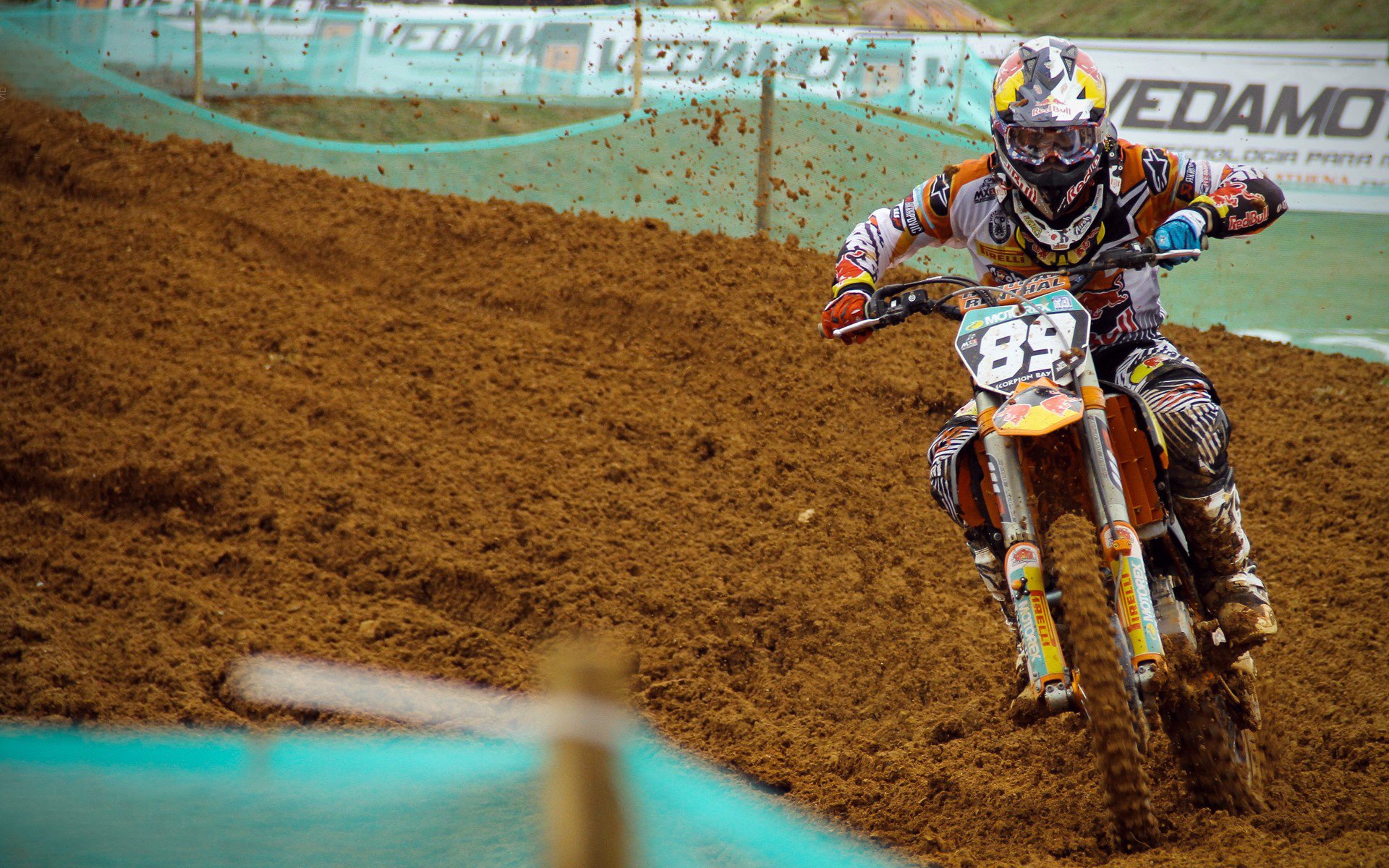 跨越大陆的足球叙事,澳大利亚的战术革命与克瓦拉茨赫利亚的德甲加冕时刻