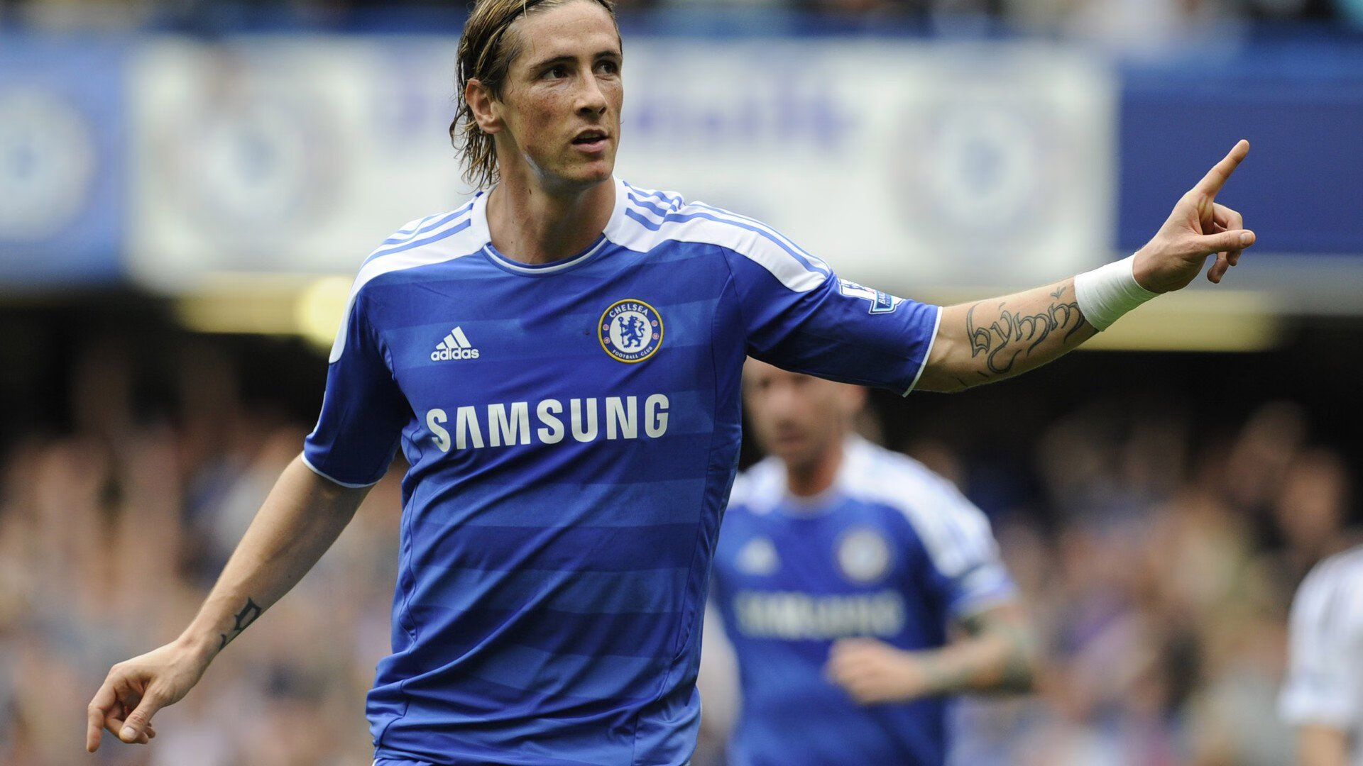 当桑巴节奏遇见F1引擎，基耶萨在街道赛的巴西式接管